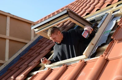 Pose de fenêtres de toit Velux à Bollwiller